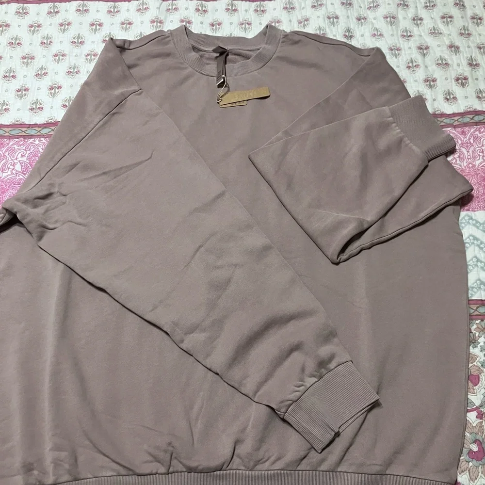 NWT!  SKIMS Terry Fleece Crewneck Sweatshirt 2xl color Fawn - Picture 2 of 5